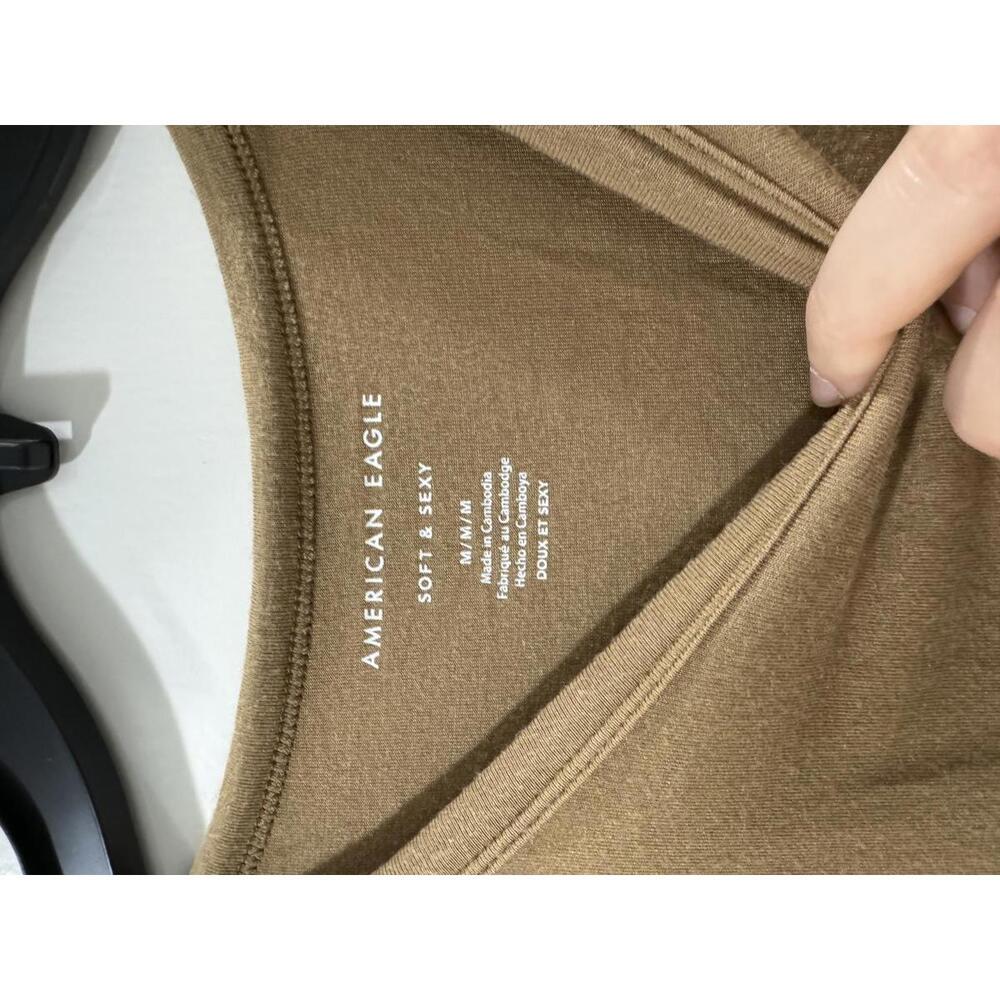 American Eagle Soft & Sexy Lightweight Crewneck Brown T-Shirt- Size Medium - Picture 4 of 8